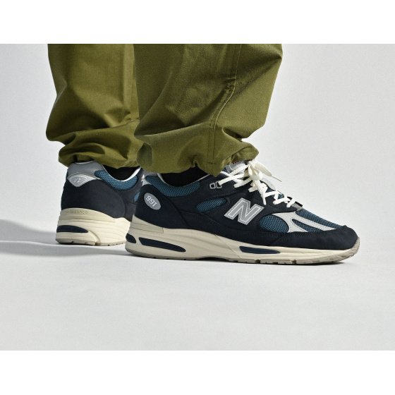 New Balance 991 V2 Total Eclipse Made in UK