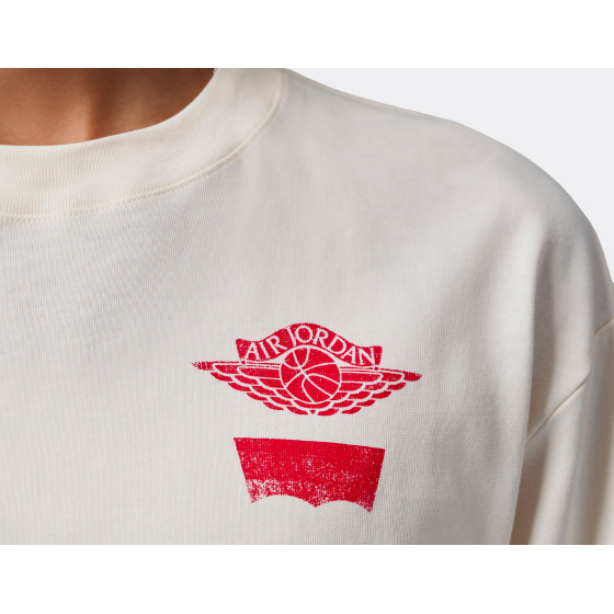 Jordan Long Sleeve T-Shirt Levi’s Pale Ivory