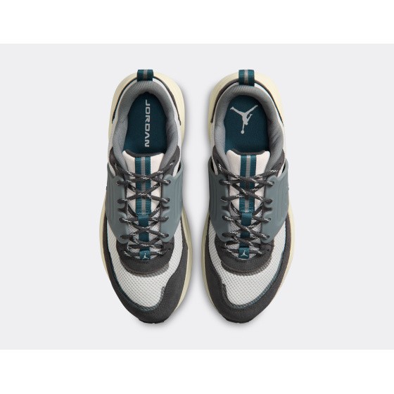 Jordan Trunner O/S Photon Dust Ash Green