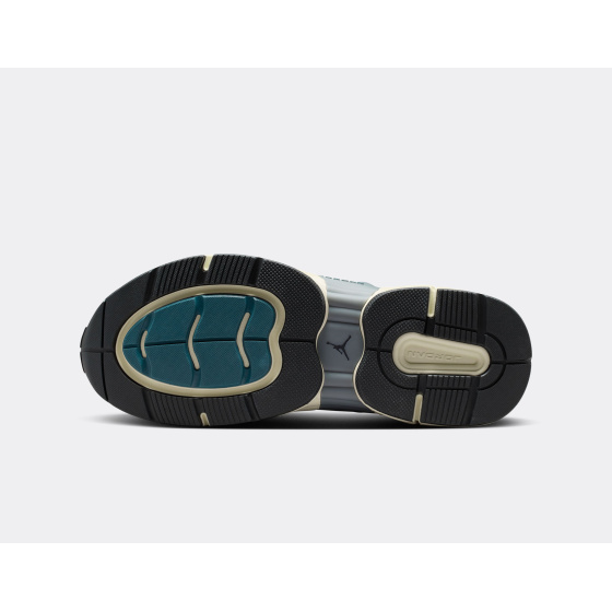 Jordan Trunner O/S Photon Dust Ash Green