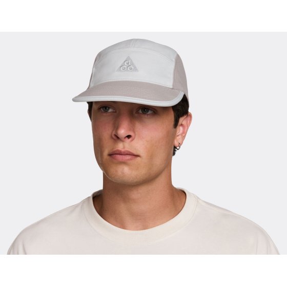Nike ACG Fly Cap Photon Dust