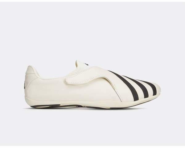 adidas gazelle silver green womens adidas Superskate Skate Shoes