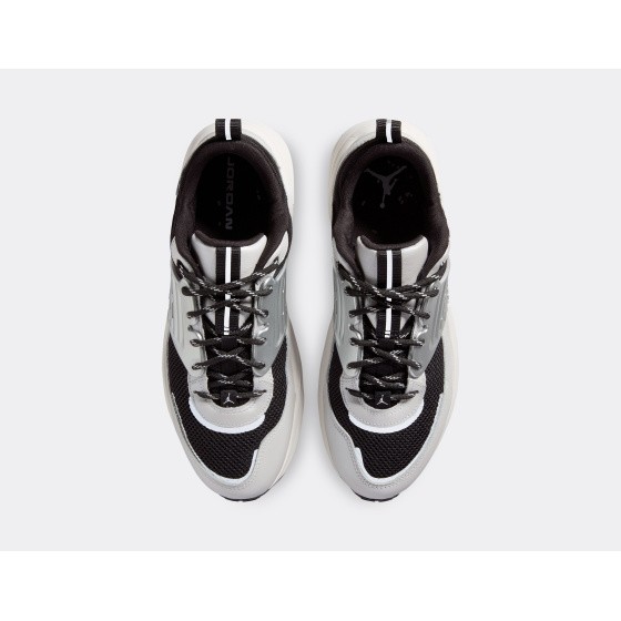 Jordan Trunner O/S Photon Dust White