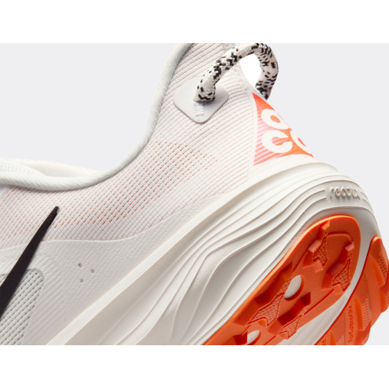 Nike ACG Pegasus Trail Summit White Safety Orange