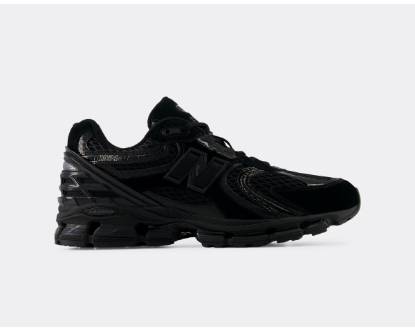 New Balance 1954R Black