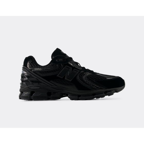 New Balance 1954R Black