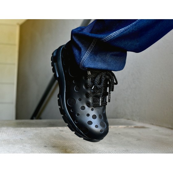 Nike Air Max Goadome Low SP QS Black Holey