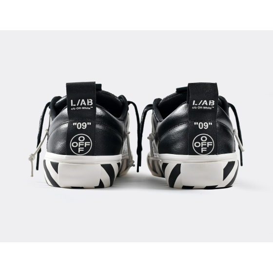 L/AB c/o Off-White L/AB Tape Leather Black