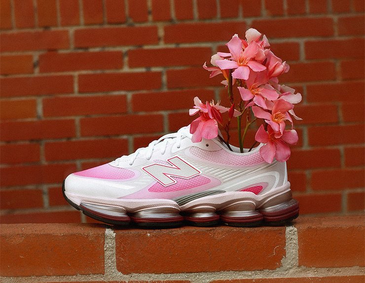 New Balance 2000 Abzorb: The future with a Y2K look