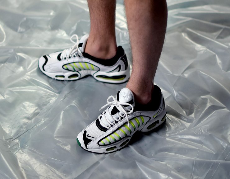 Nike Air Max Tailwind 4 White/Volt